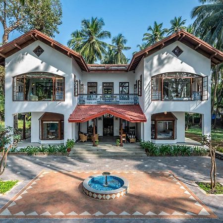 Saffronstays Thalassea, Alibaug - Picturesque Sea-Facing Villa With Colonial Decor Alibag Exterior photo
